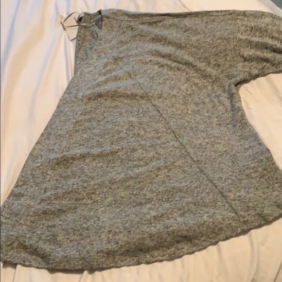 Sweater - Picture 8 of 8